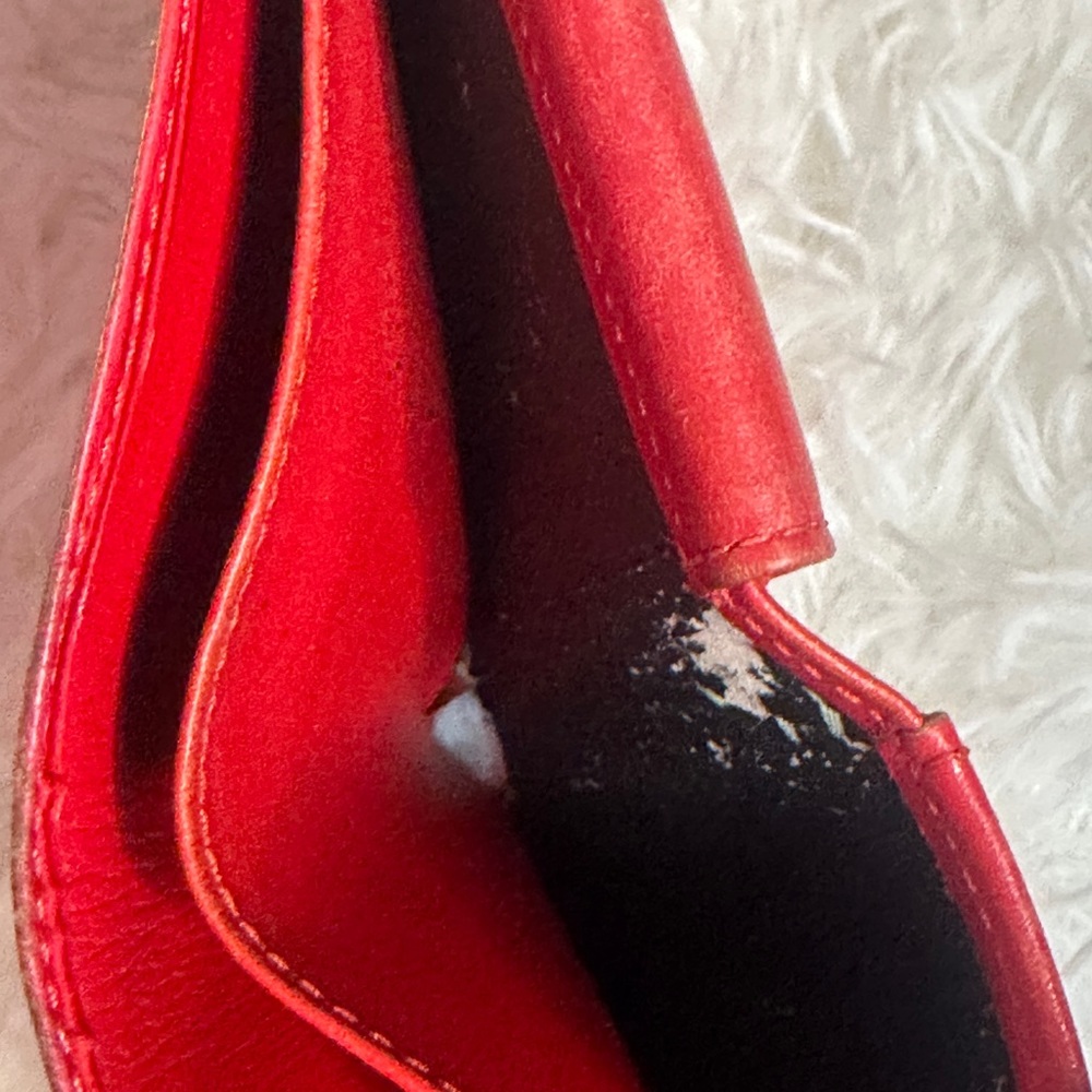 Louis Vuitton Red Leather EPI Wallet - Picture 4 of 14